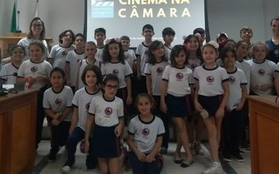Projeto Cinema na Câmara recebe alunos da Escola Anglo Aquarela